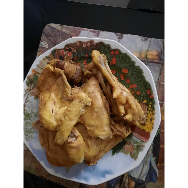 

Vacuum frozen pack 1 ekor ayam kampung ungkep + ati ampela + kepala + ceker + sambal