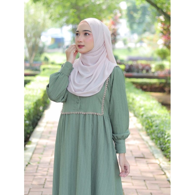 Gamis Livia dress by Sada Hijab SH | bahan lady crush | busui friendly