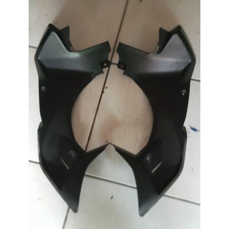 cover penutup bawah stang r15 v3 ori