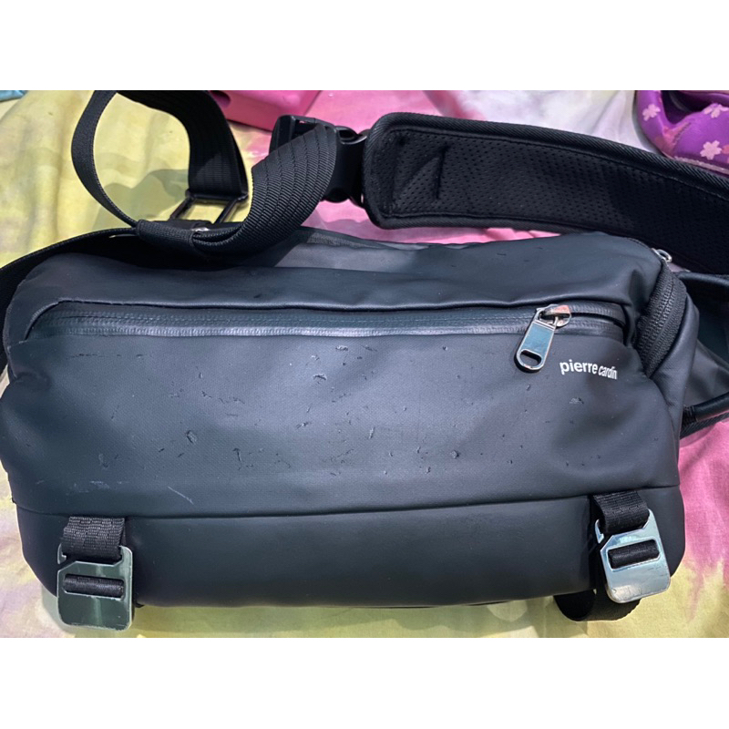 tas slempang pria preloved pierre cardin