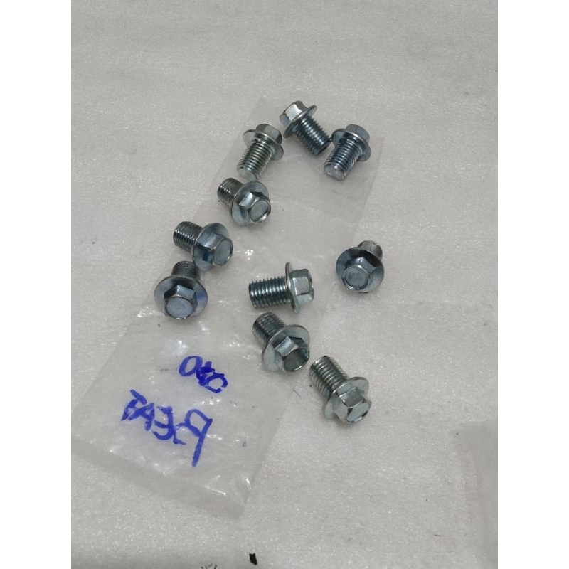 Baut oli mesin Honda beat Vario