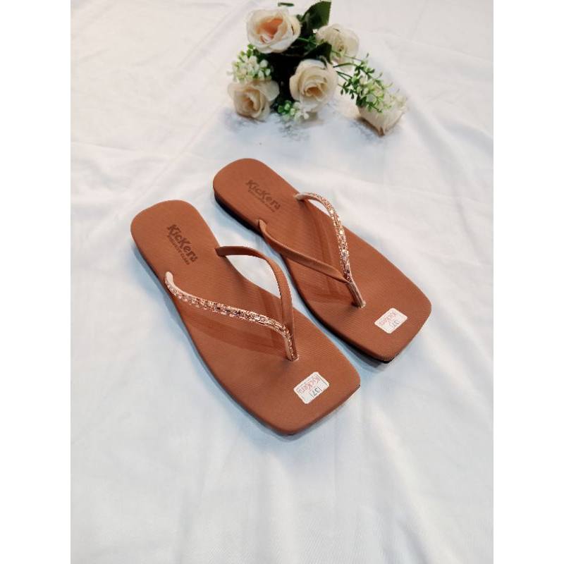 Sandal Japit Model Terbaru/Sandal wanita