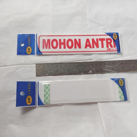 

sticker "Mohon Antri" gambar tempel label sign label stiker bagus tanda jelas