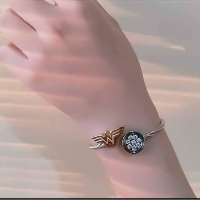 GELANG KESEHATAN MCI WONDER WOMAN BANGLE LAPIS EMAS MCI ( 100% ORIGINAL)
