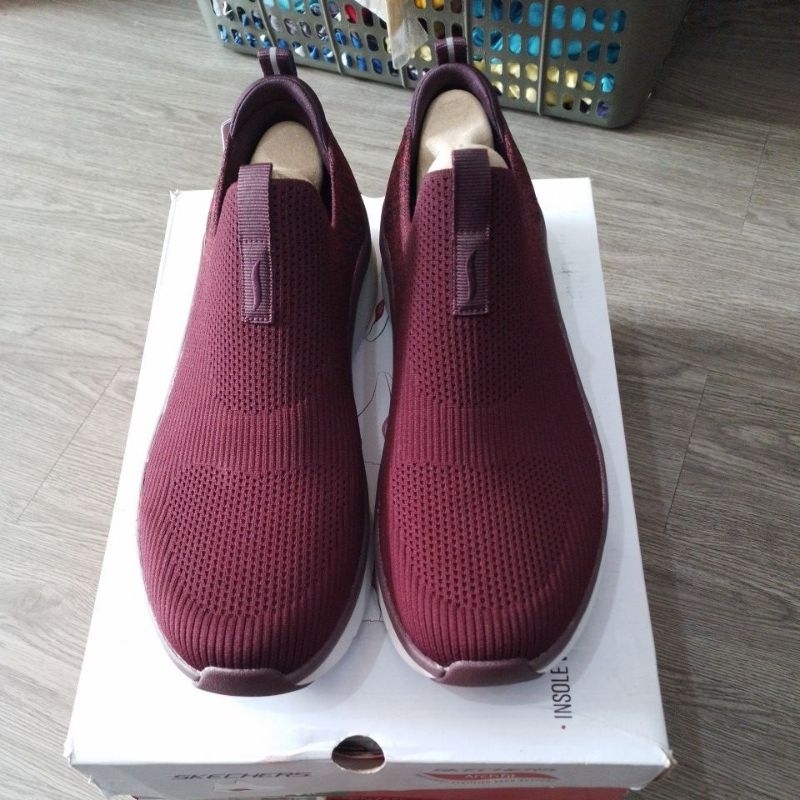 Sepatu Skechers Key Journey 232504