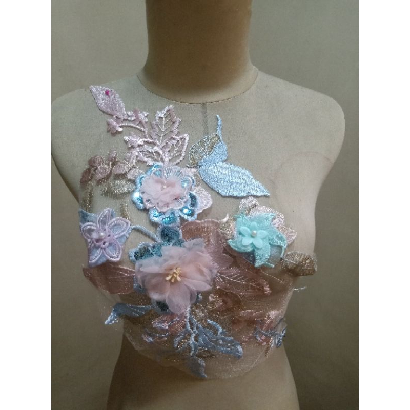 Lace bordir bunga 3D import