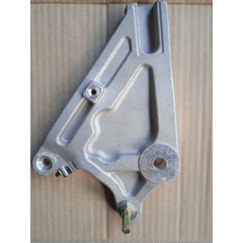 Braket Kaliper Belakang Honda Supra 125 Original