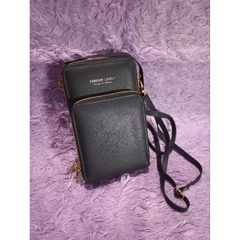 tas selempang forever lovely touchscreen