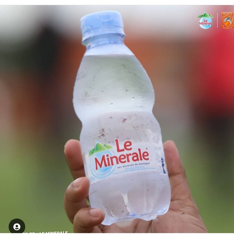 Le Minerale Air Minum (600ml)