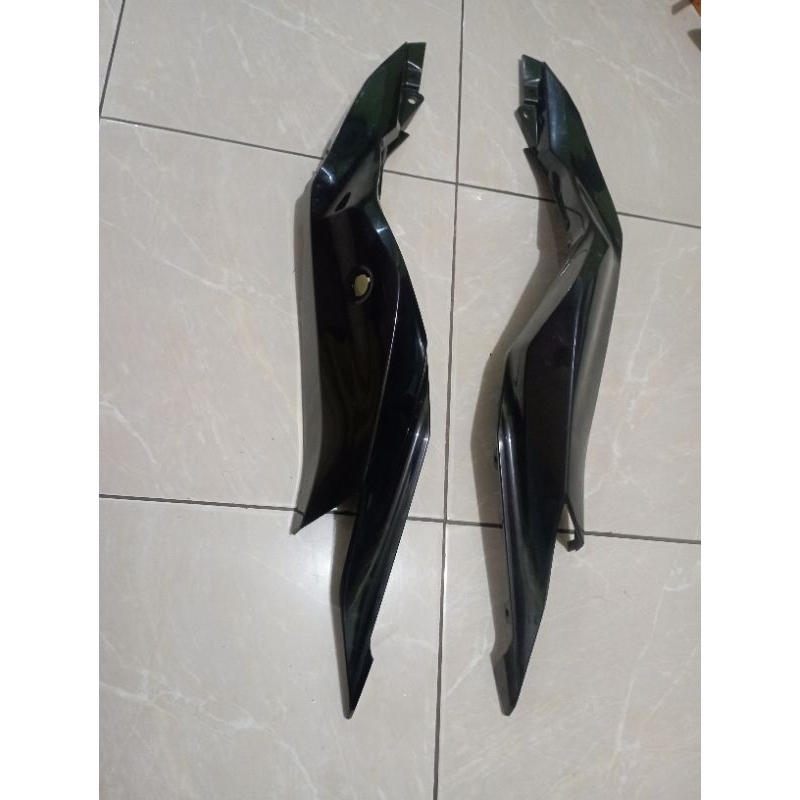 COVER BODY BELAKANG KAWASAKI NINJA 250 ZX NATURAL ORIGINAL