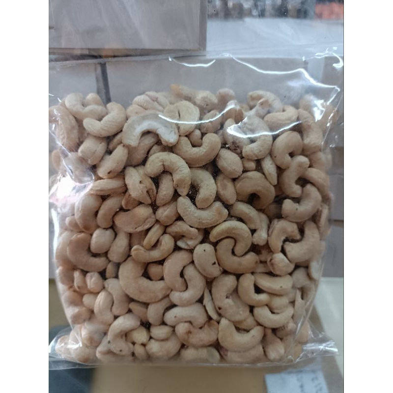

kacang mente mentah 500grm