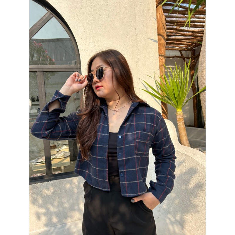 JOSHIN Atasan Kemeja Crop Flanel - Square Shirt