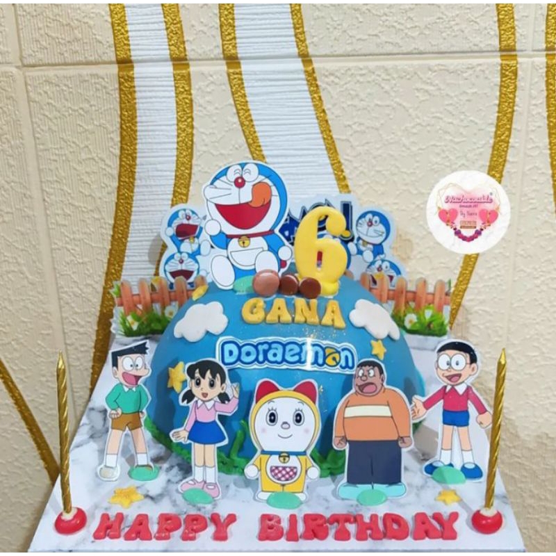 

Pinata Cake Doraemon