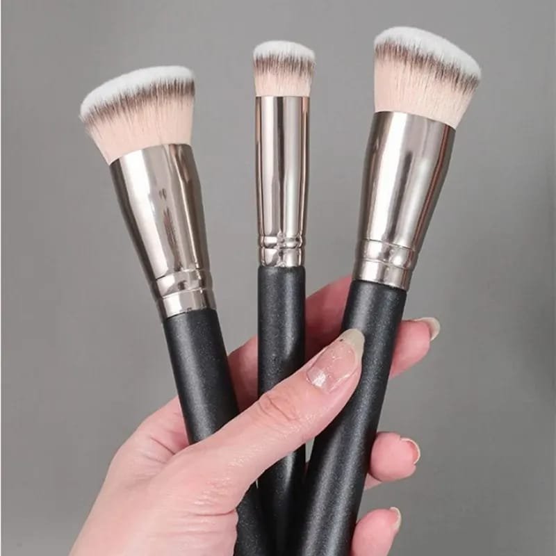 KUAS MAKEUP BRUSH CONCEALER ALAS BEDAK KONTUR KOSMETIK LEMBUT KUAS PENCAMPUR WANITA KUAS MAKE UP SINTETIS ALAT KECANTIKAN