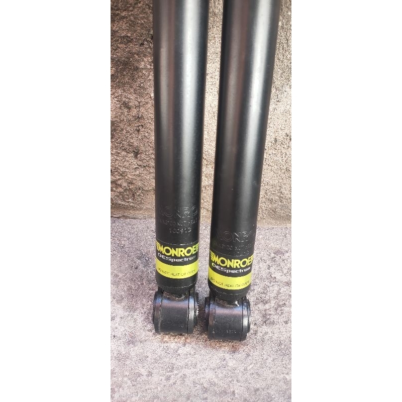 shock breaker Etios Valco Monroe belakang original