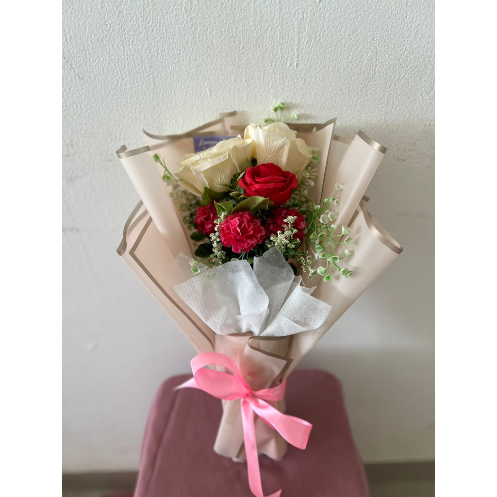 

Kado Ultah/Kado Pasangan/Kado Anniversarry/Buket Bunga/Buket Uang/Hampers/Gift/Buket Wisuda
