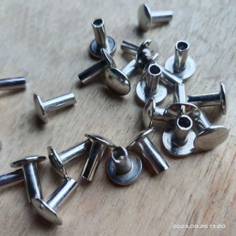 PAKU RIVET KELING UNTUK PENGUNCI TALI HELM