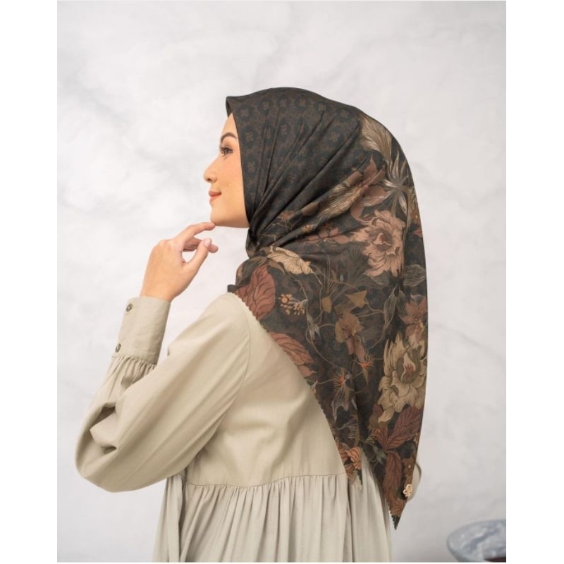 ASILA SCARF by Heaven Lights