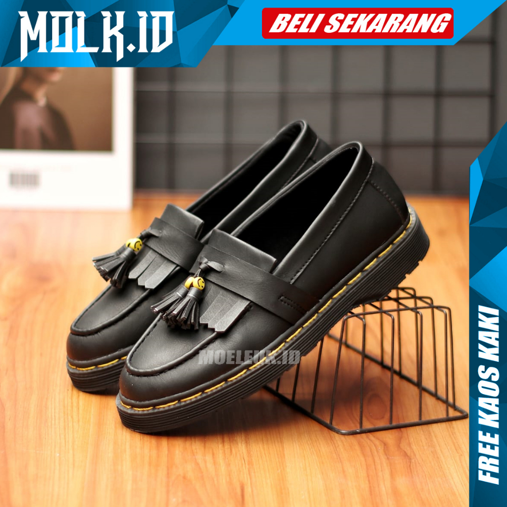 MOLK Sepatu Docmart Pria Smile Loafers Kerja Kuliah Simple Trendy Kekinian