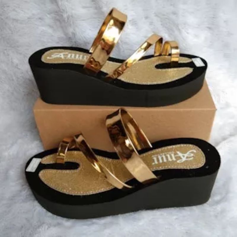 SENDAL WANITA WEDGES TRBARU 223