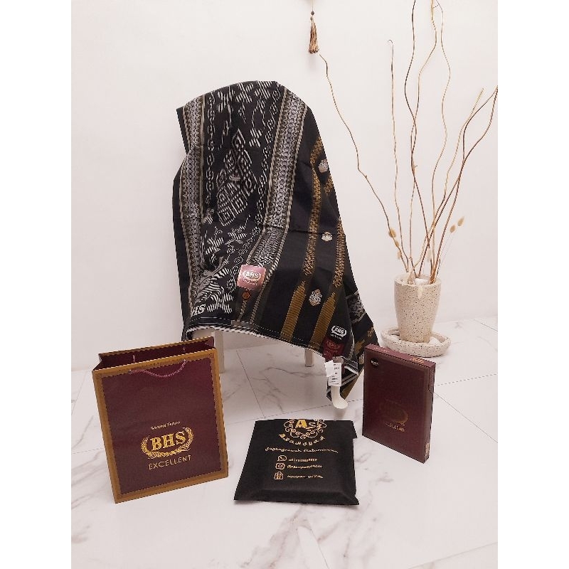 Sarung BHS Excellent gold SGF hitam gold