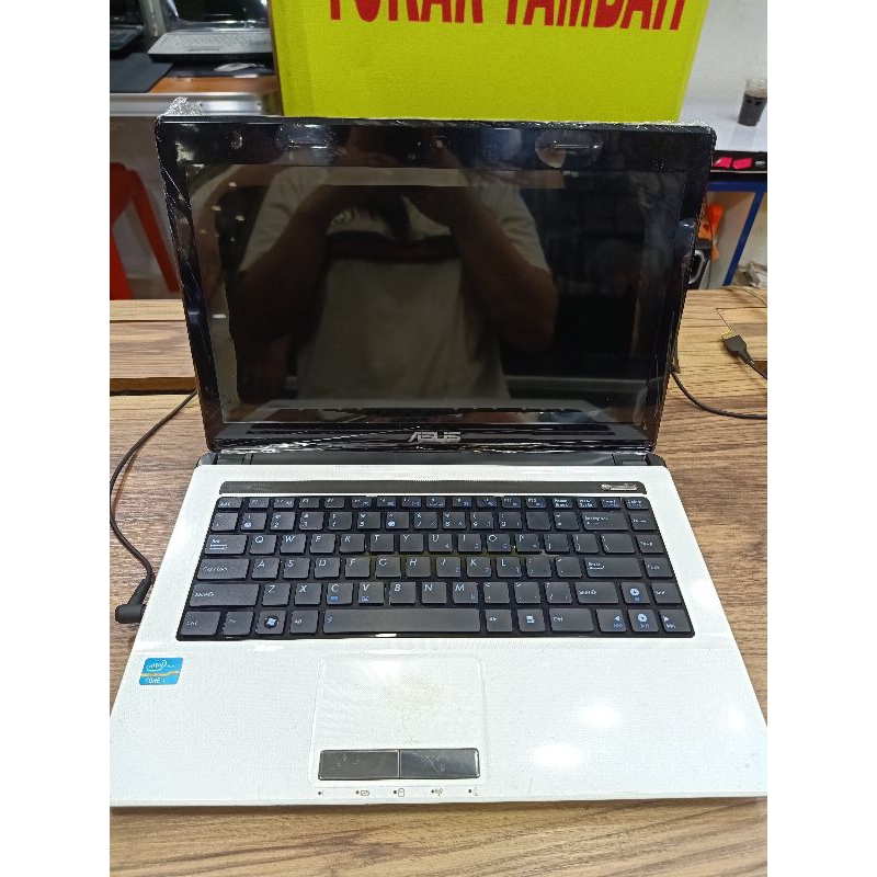 ASUS K43SD CORE I3 RAM 4 GB SSD 256GB