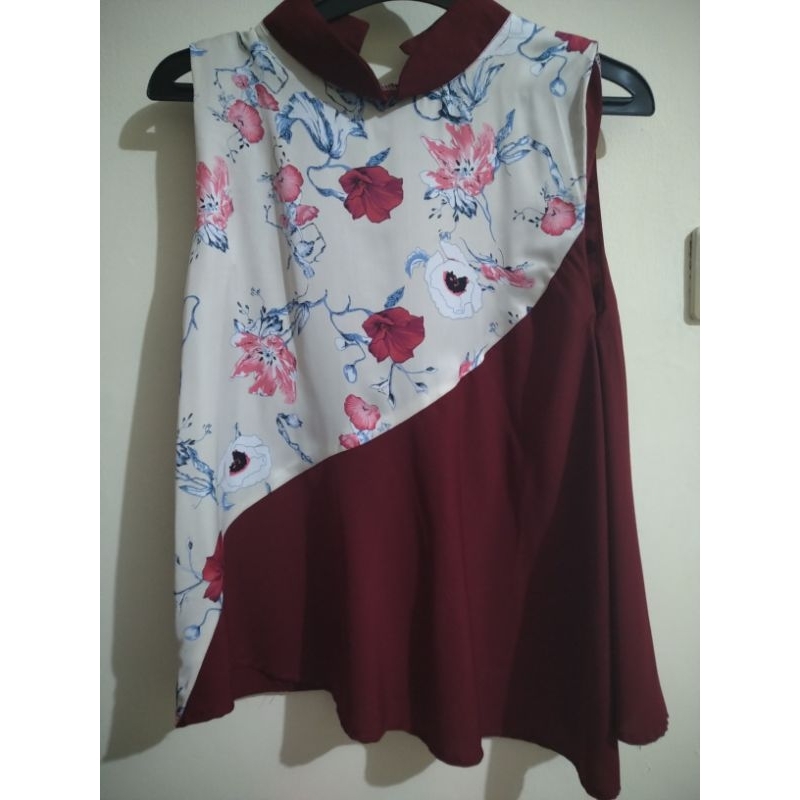PRELOVED RED FLOWER CHONGSAM TOP CMYK