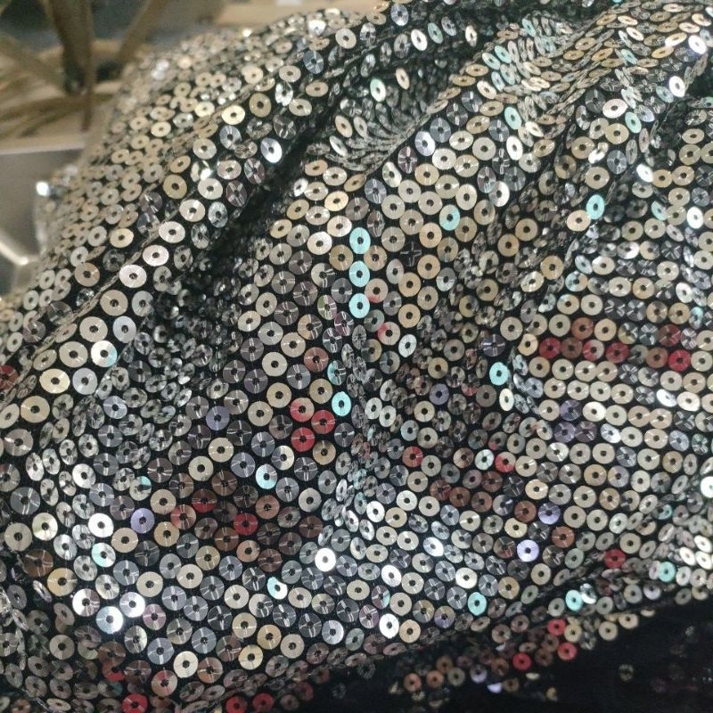 KAIN KILOAN PAYET TILE LEMBARAN HITAM