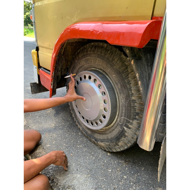 (4pcs) weldop truk ring 16 bahan plat besi bonus dudukan