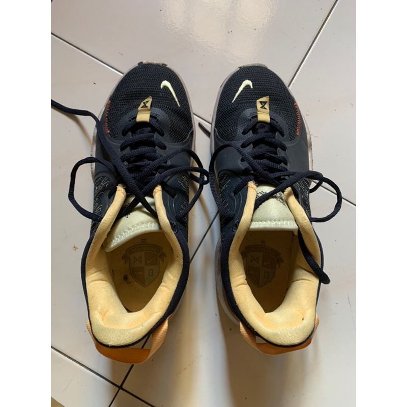 Sepatu Nike Preloved / Sepatu Nike / Sepatu Kantor / Sepatu Preloved / Sepatu Wanita