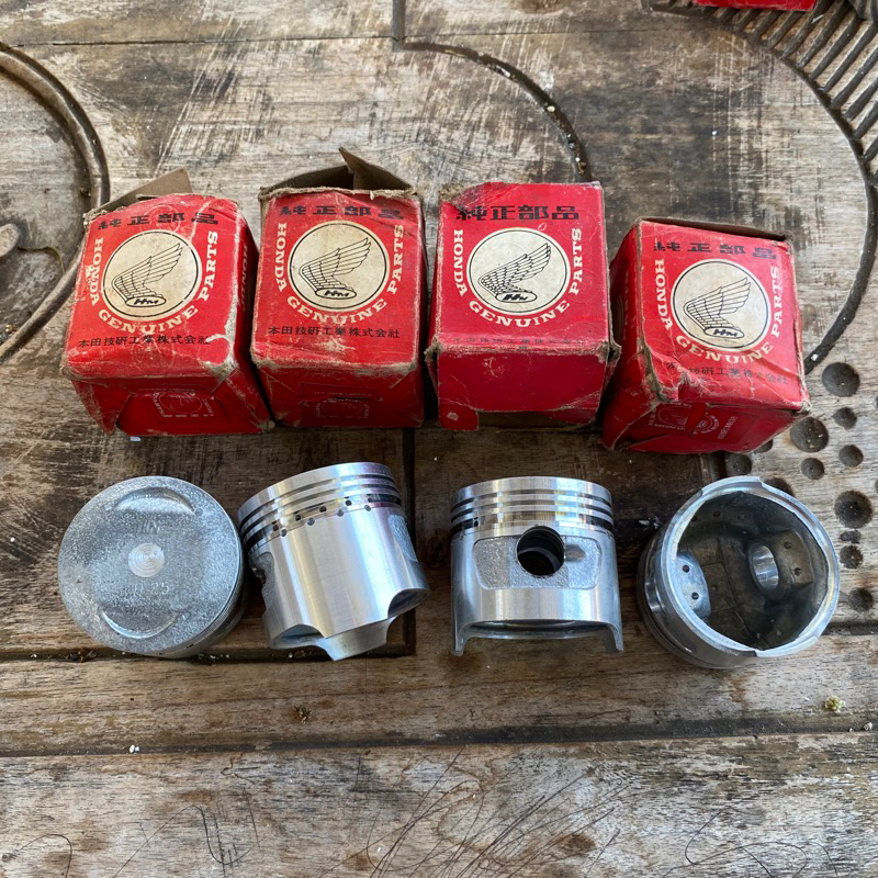 Piston Sekher Honda C700 original Japan