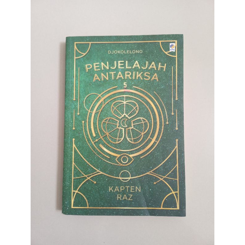 Novel Penjelajah Antariksa 5: Kapten Raz (Bekas)