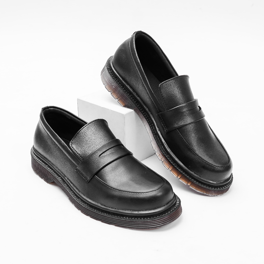 Sepatu Loafers Docmart Casual Formal Pantofel Kerja Pria Hitam Original - Luis Men Black