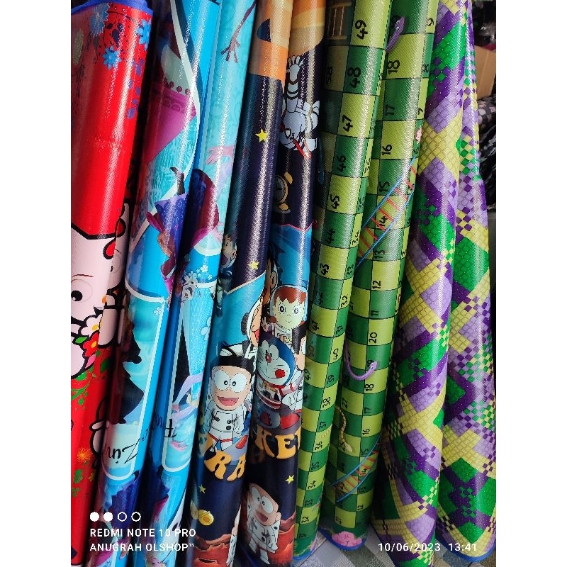 KARPET SPONS TIKAR PLASTIK