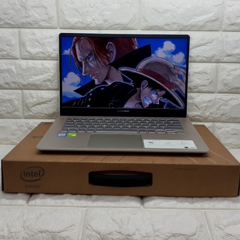 Asus VivoBook S430F Intel Core i7-8565U 8/512gb Nvidia MX150 14 inch FHD Small frame