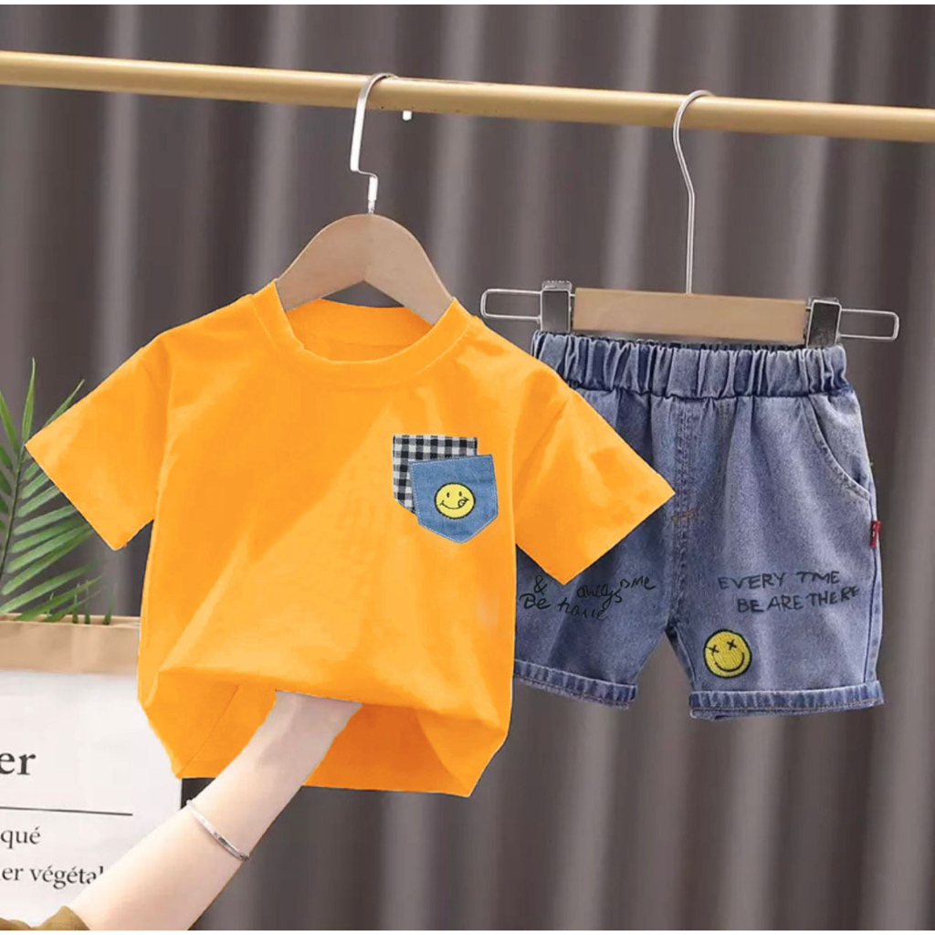 SETELAN BAJU KAOS DAN CELANA JEANS PENDEK ANAK IMPORT USIA 1-5 TAHUN MOTIF SMILE SAKU DENIM/SET PAKAIAN OUTFID PAKAIAN BAYI LUCU KEREN DAN TERPOPULER MASAKINI