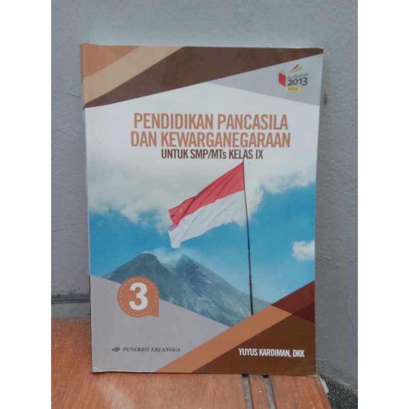 buku bekas ppkn smp erlangga kelas 9 (preloved)