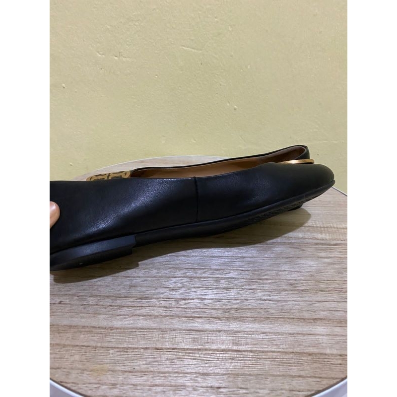 tory burch flat shoes original ( nett gak nego)
