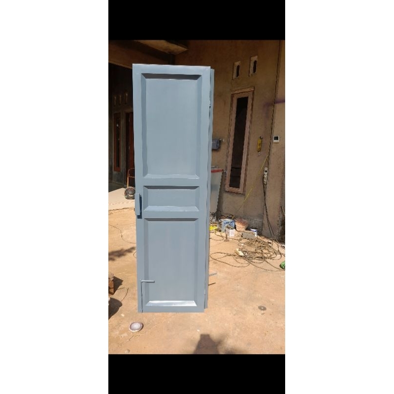 pintu lipat. pintu garasi. pintu kamar mandi. pintu rumah mewah. pintu besi minimalis