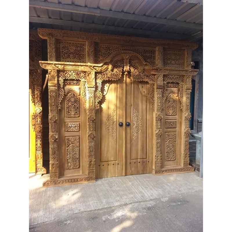 Pintu Rumah Jati tua Gebyok ukiran 3 dimensi realief jawa