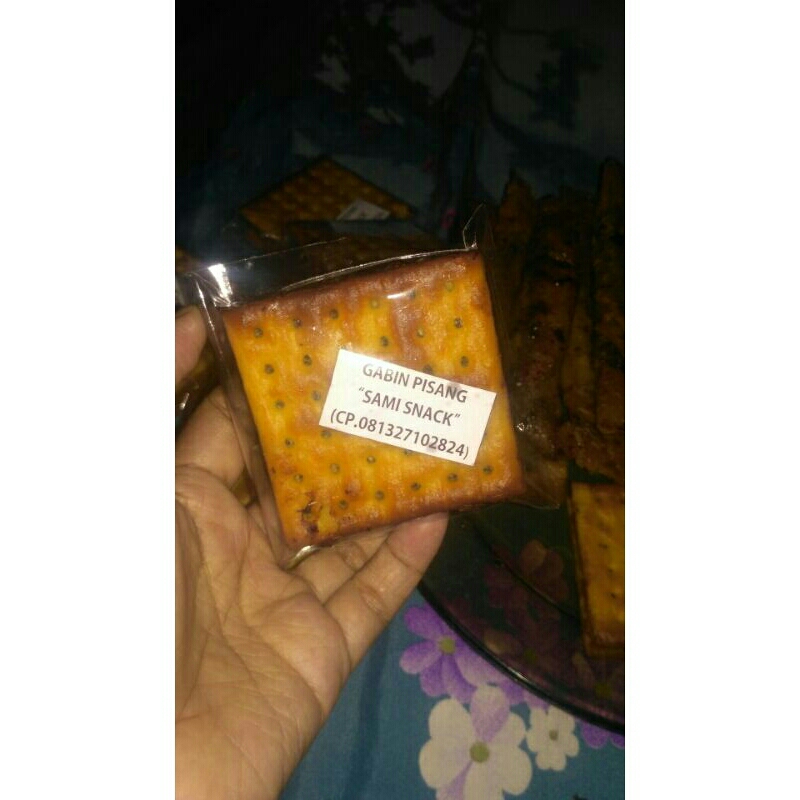 

Kue Gabin Pisang, Nanas dan Tape cc HAT*RI 12 pcs