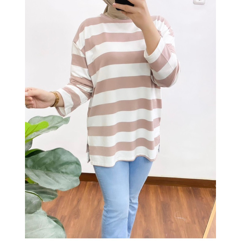 9451 atasan wanita kaos import salur tangan panjang atasan wanita oversize(2)