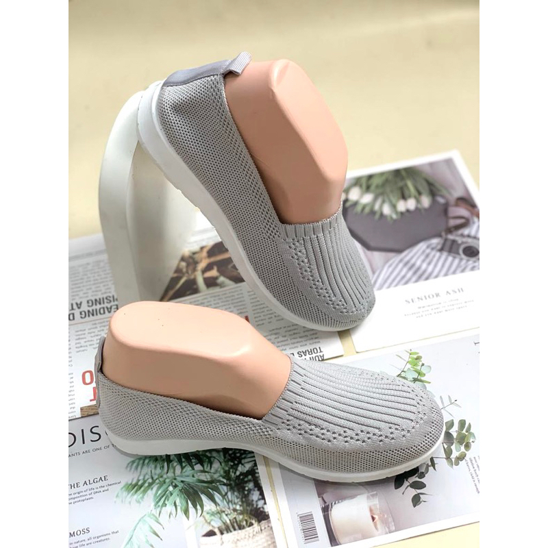 GROSIRTAS &quot;FREE BOX&quot; LV0175 Sepatu Slip On Wanita Import Rajut Sepatu Wanita Tanpa Tali Sepatu Wanita Sport Shoes Sepatu Slip On Wanita Ultra Ringan