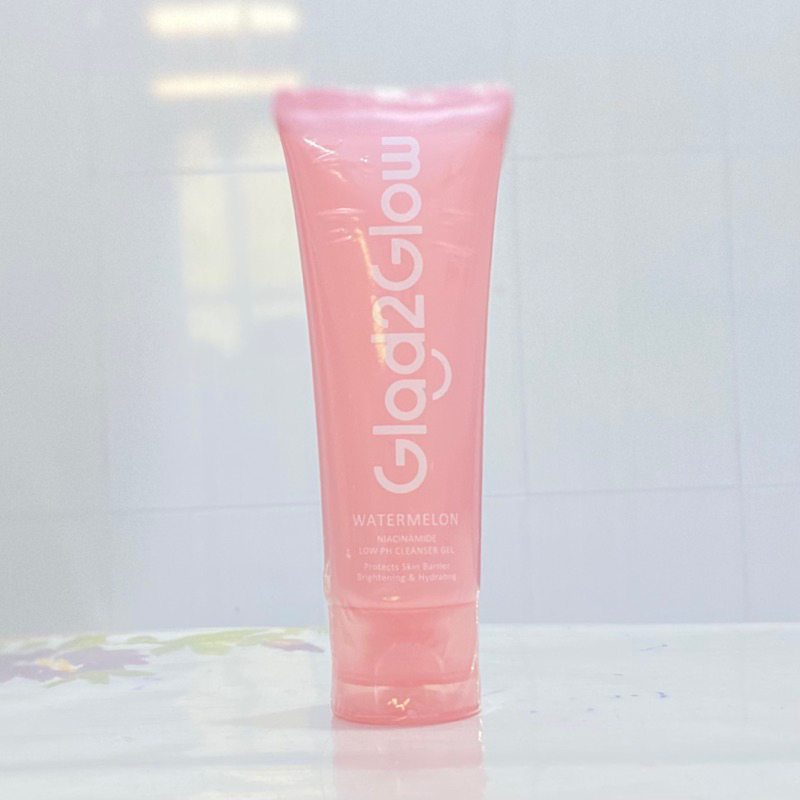 Glad2Glow Watermelon Niacinamide Low pH Cleanser Gel