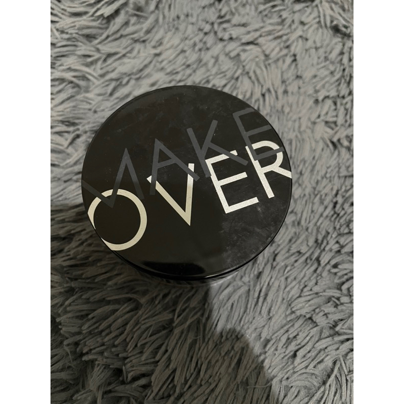 MAKE OVER Silky Smooth Translucent Powder Bedak Tabur Loose Transparan 35g Makeover
