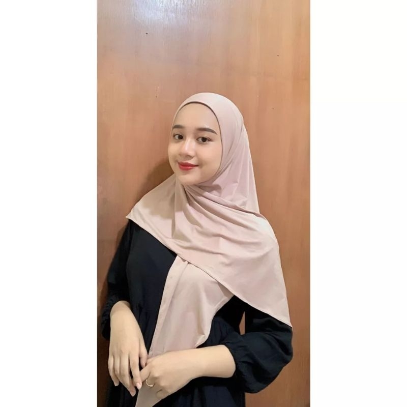 HIJAB SEGITIGA INSTAN JERSEY ADEM Hijab Instan Segitiga Jersey Murah