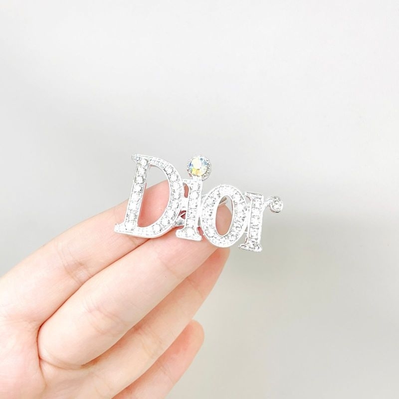 bros dior peniti hijab