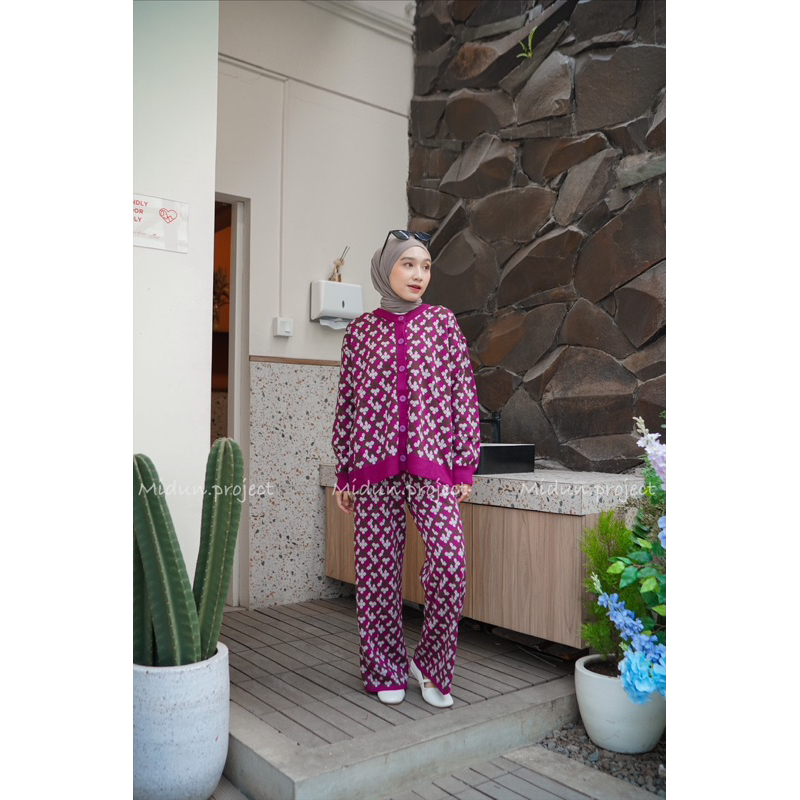 One Set Sabrina Knit  | Satu Set Wanita Rajut Premium