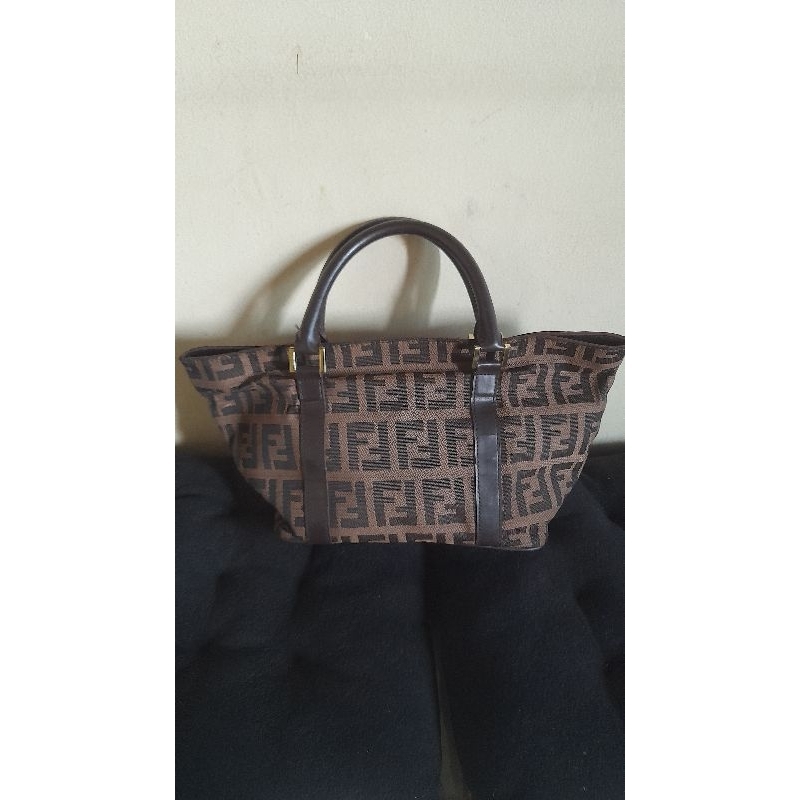 Preloved Fendi || Fendi Preloved || Fendi Second || Fendi PL || Fendi Vintage