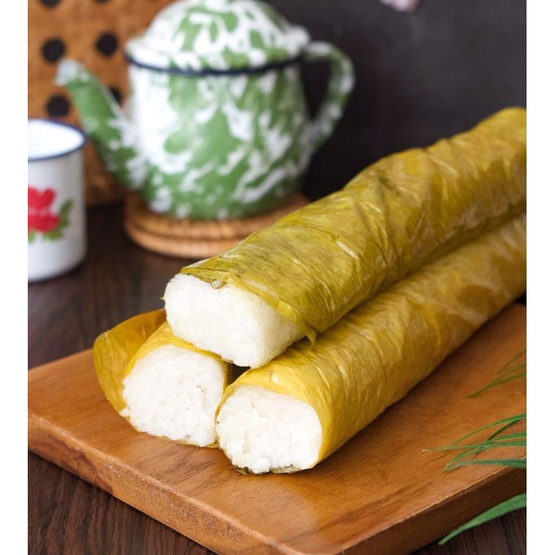 

lemang Padang ( kue ketan minang )